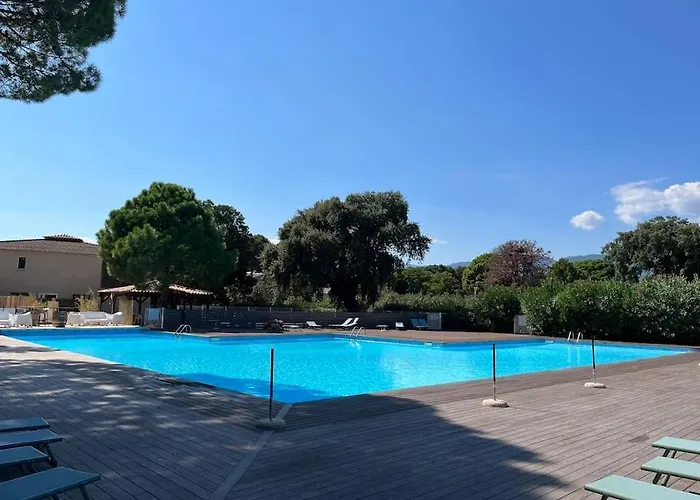 Havre De Paix Fiori Di Cala Rossa Daire Lecci